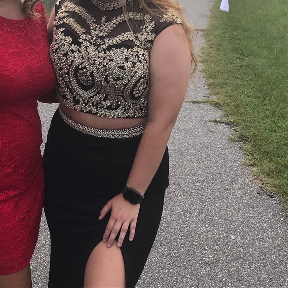 PROM DRESS - Picture 2 of 2